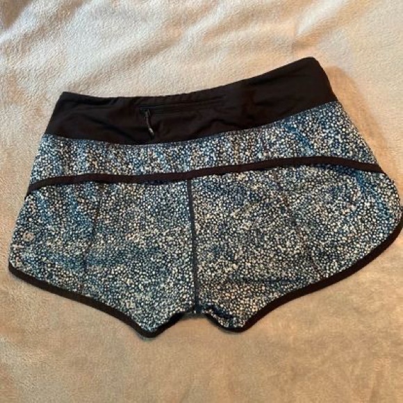 Lululemon Speed Up Short Size 4 - Picture 1 of 3